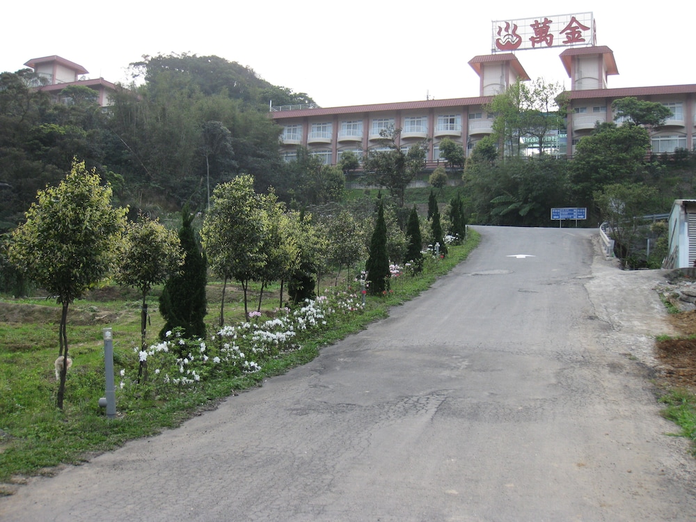Wan Jin Hot Spring 38/45