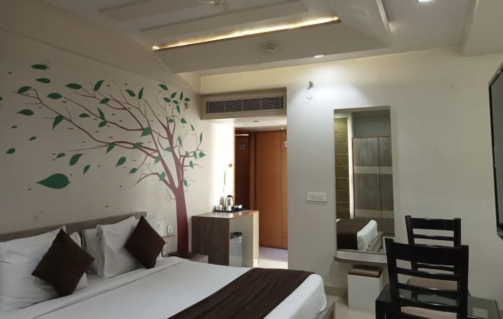 EXECUTIVE, DOUBLE BED