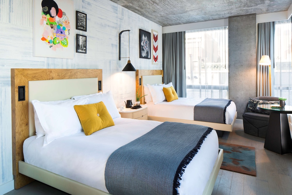 50 Bowery Hotel 11/60