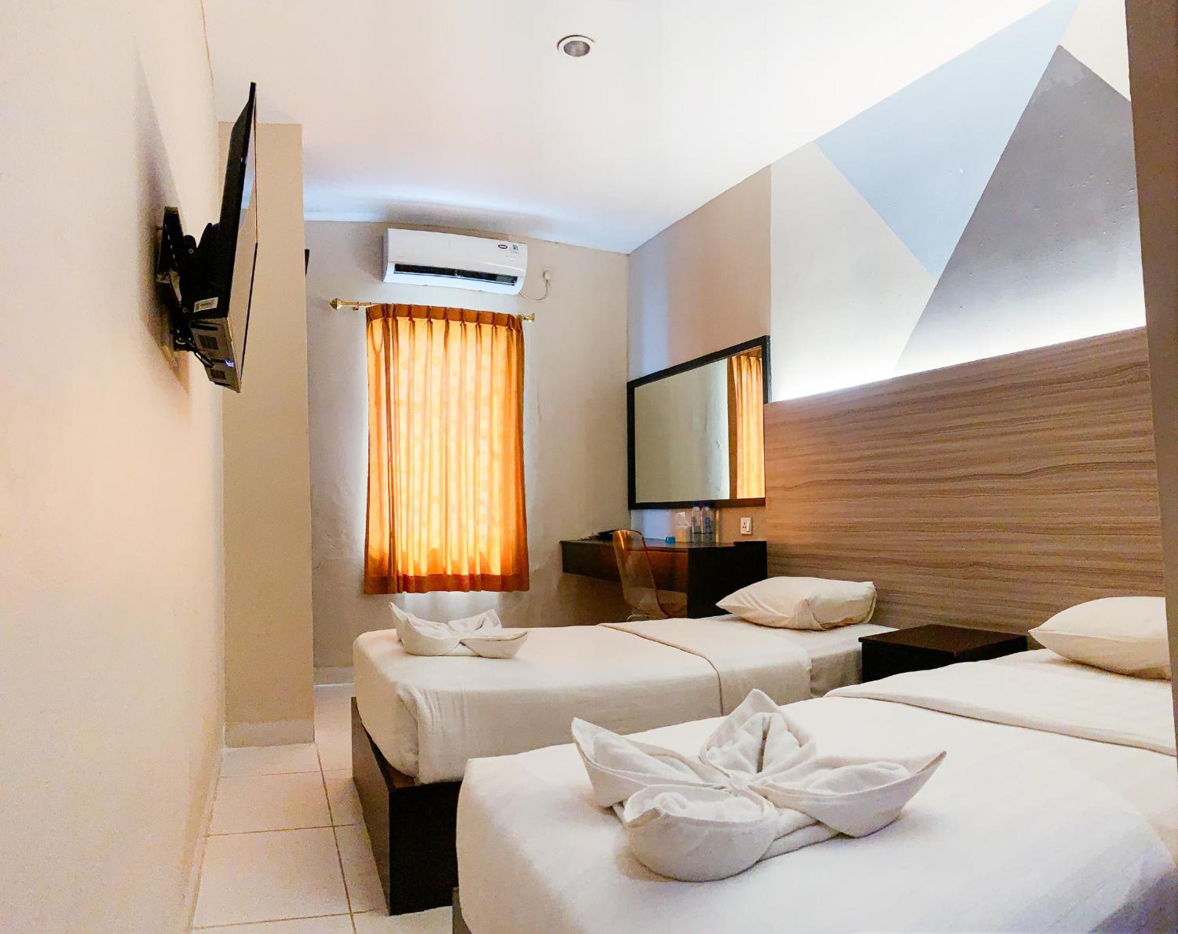 Superior, Twin Beds