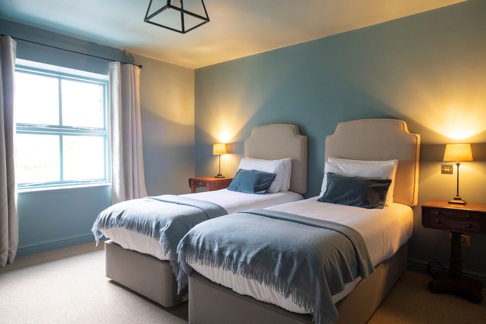 Oak Bank Hotel 9/60
