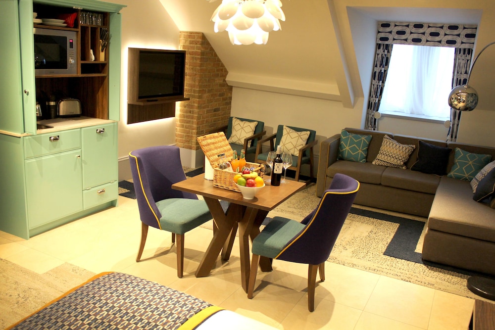 91 Aparthotel Jesmond Road 36/66