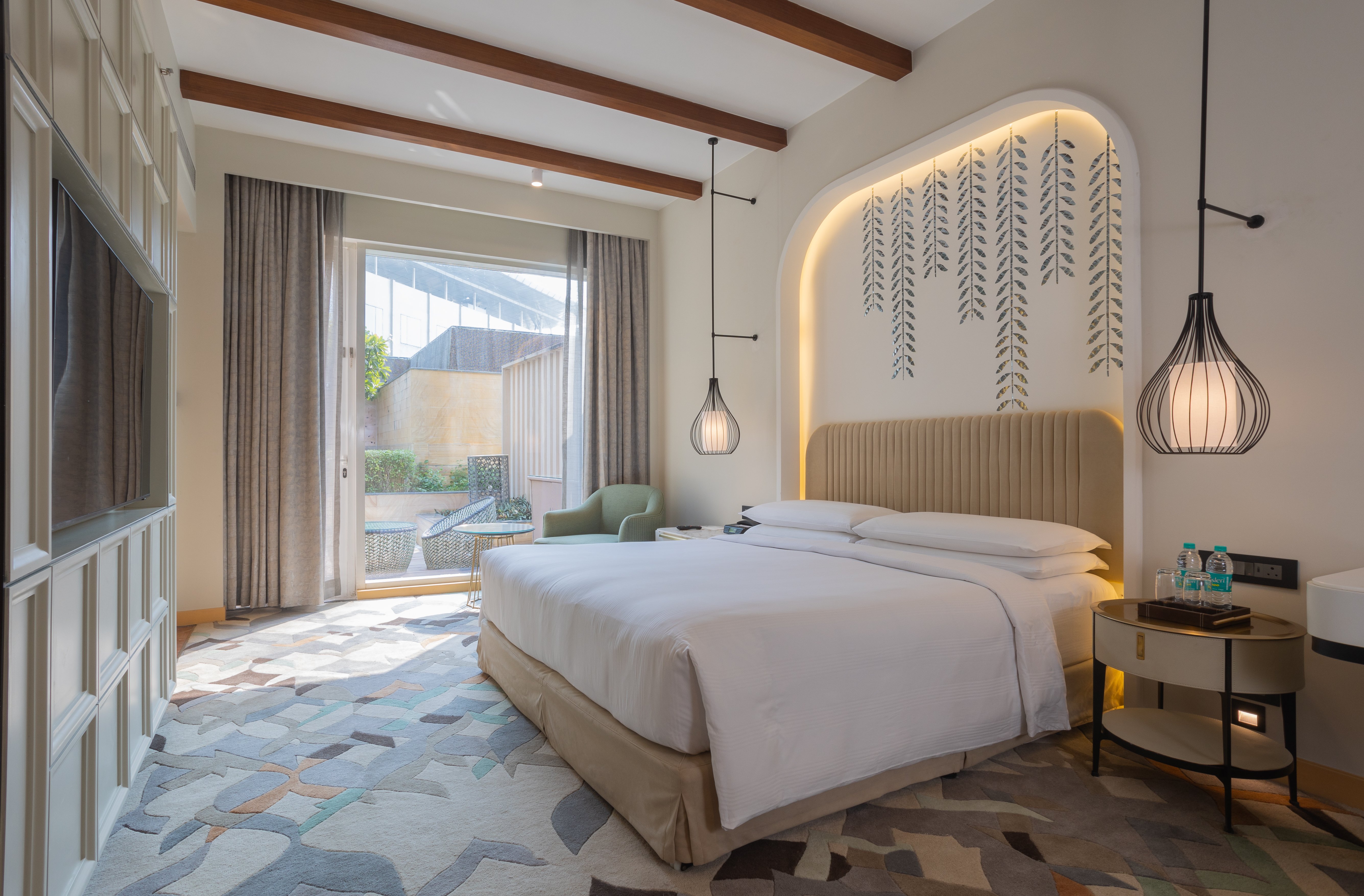 Standard, King Bed, Outdoor Living Area