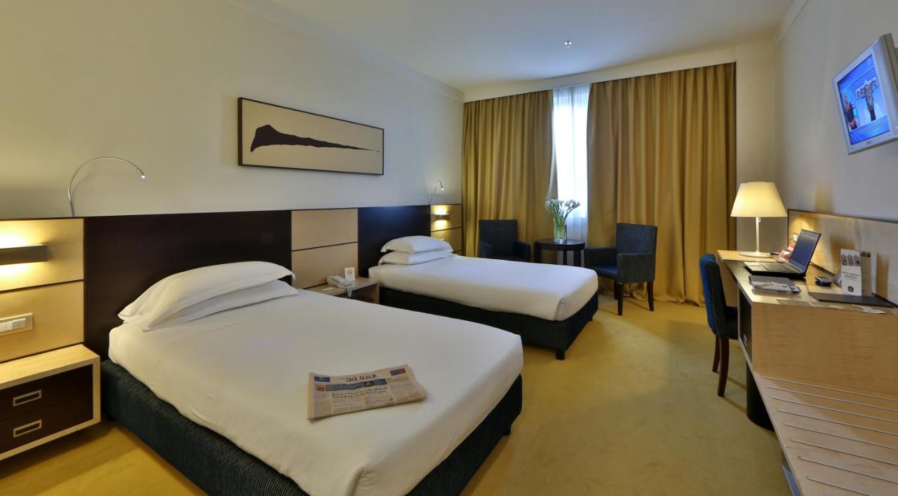 Family, Suite, King Bed, French Bed, with Extra Bed