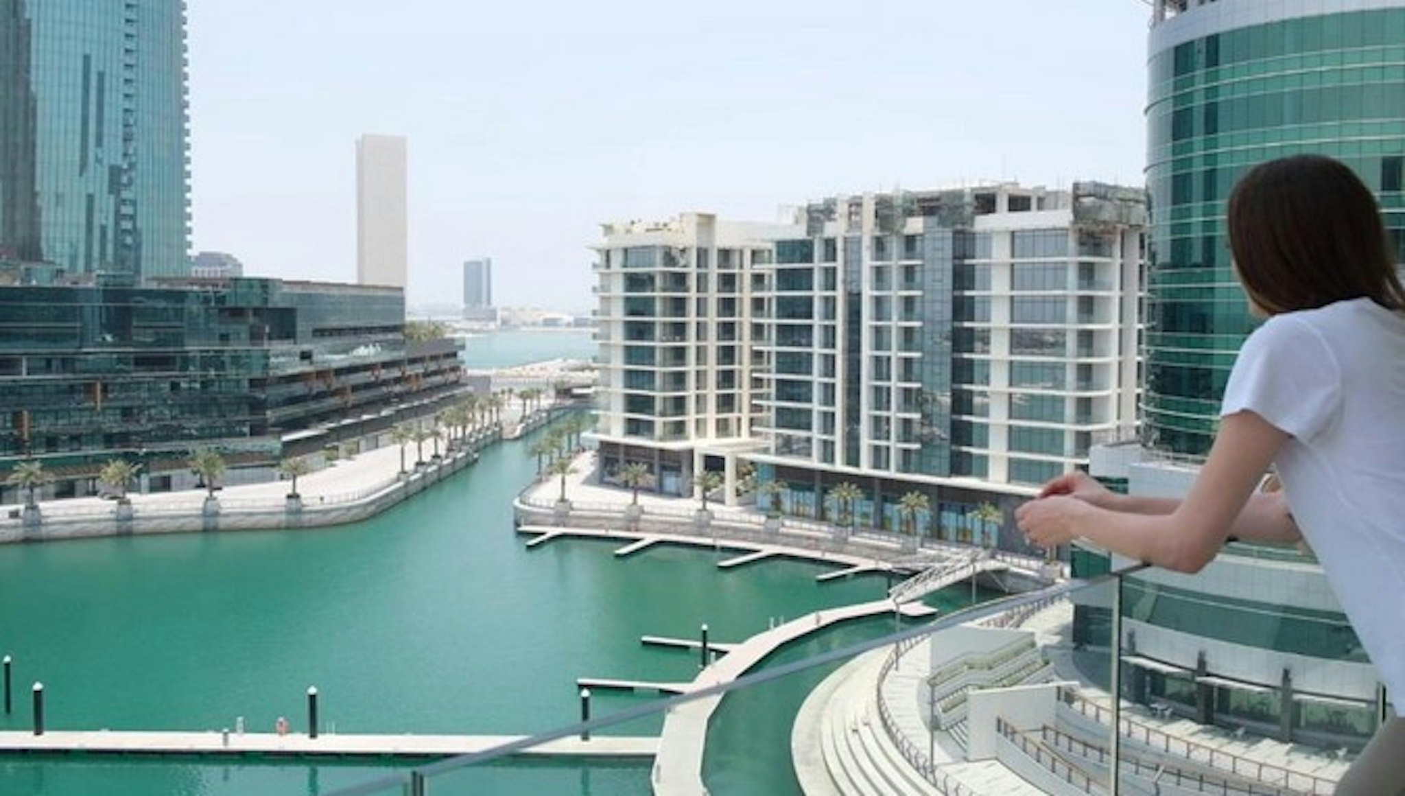 Charthouse Bahrain Harbour 38/39