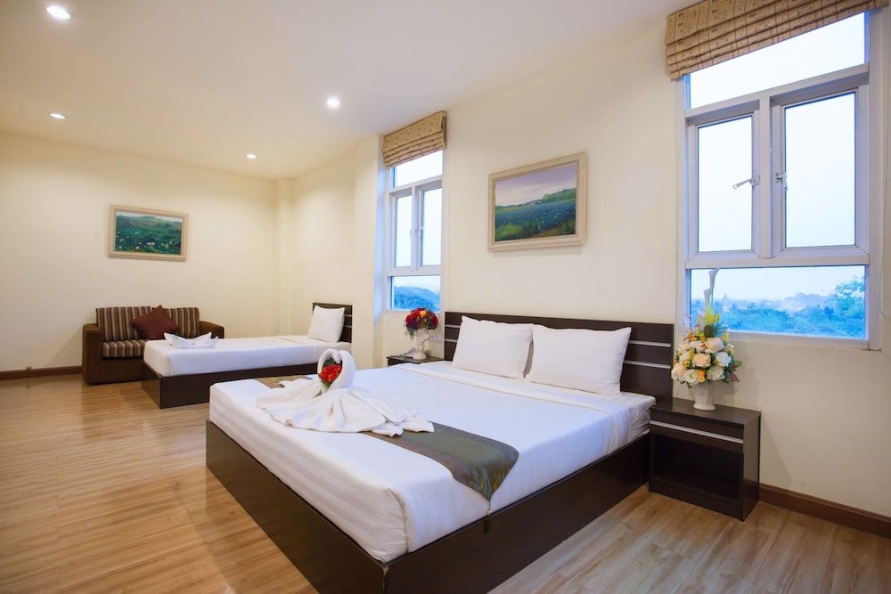 Tharakiree Place Hotel 21/45