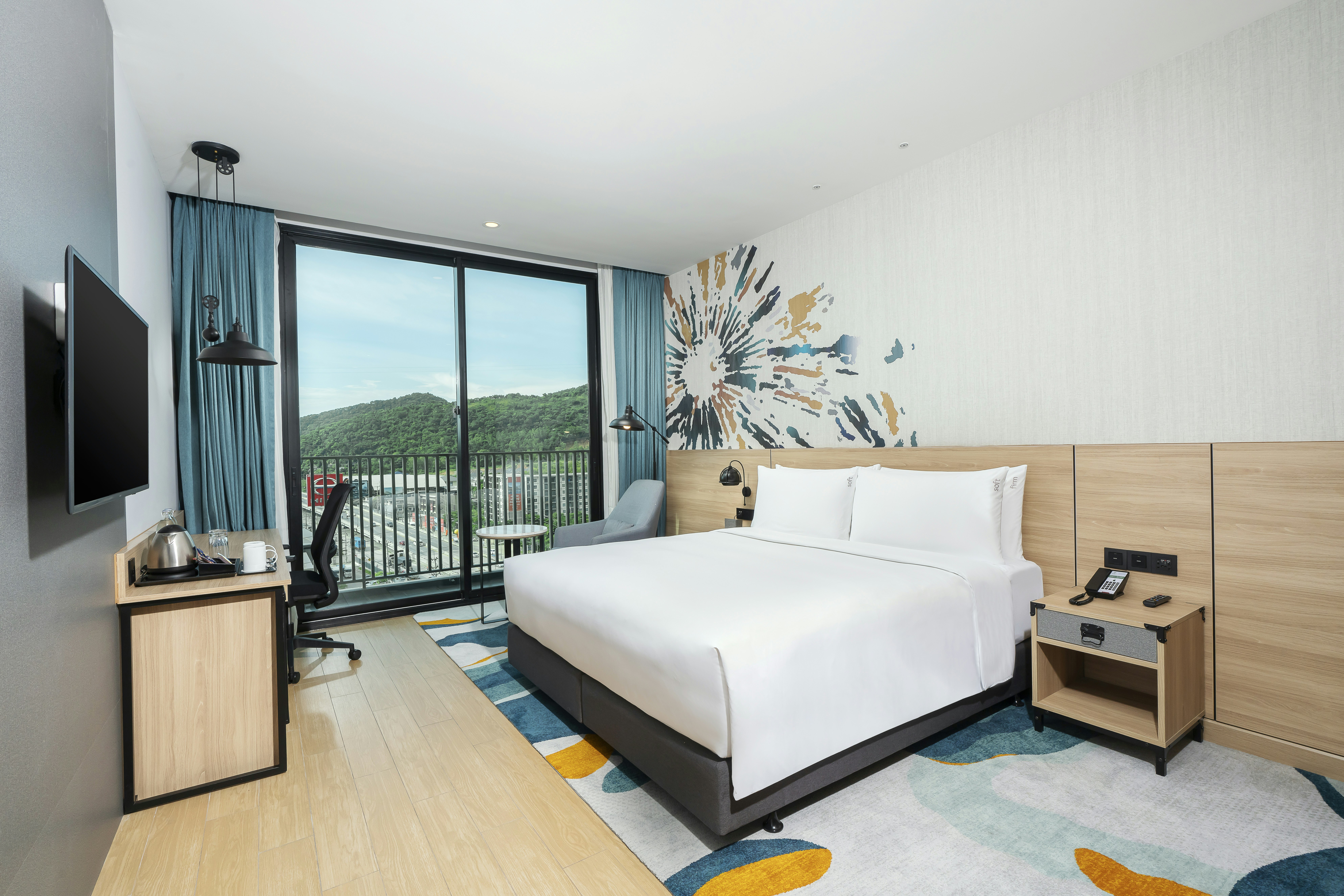Holiday Inn Suites Siracha Laemchabang 17/78