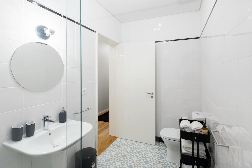 2 BEDROOMS, MOLHE, APARTMENT