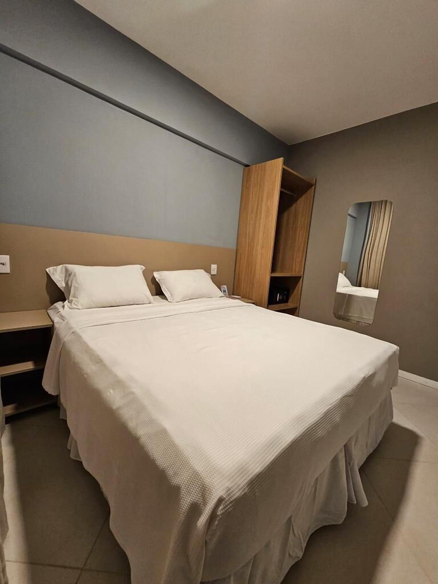 Master, Suite