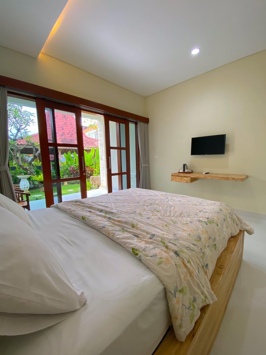 Agung Cottages Legian 8/24