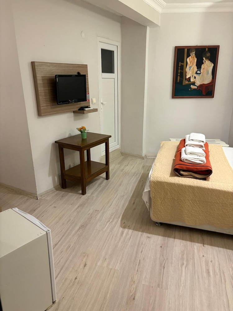 Alida Hotel 30/46