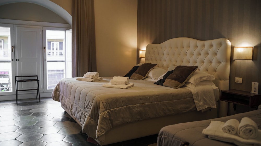 Residenza Roma Imperiale 16/50
