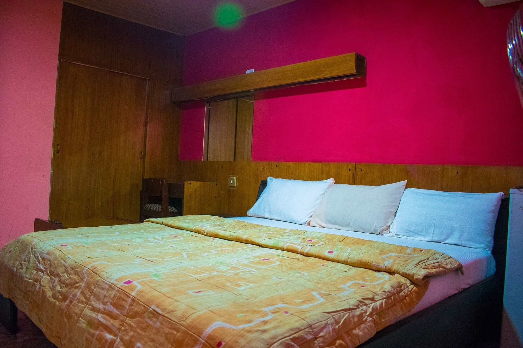 STANDARD, DOUBLE BED