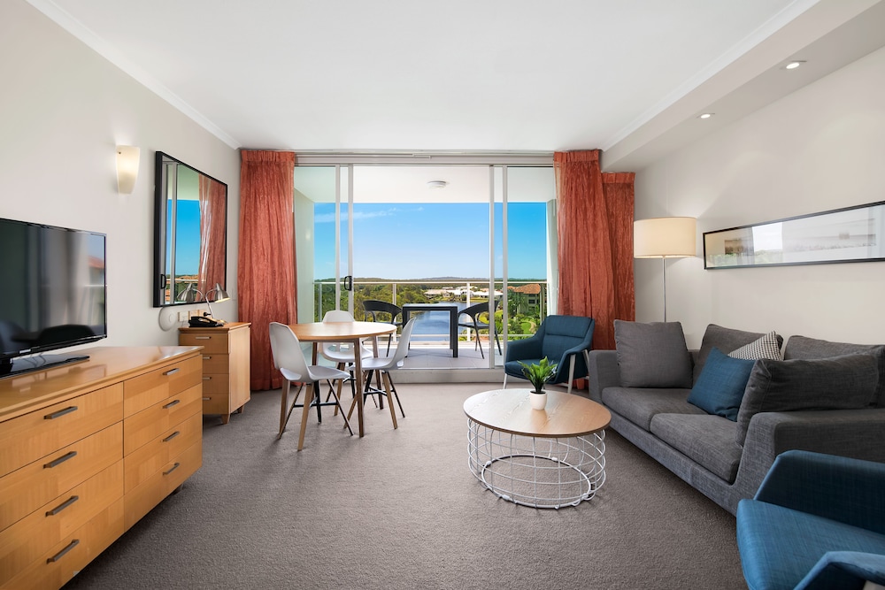 Pelican Waters Resort 39/68