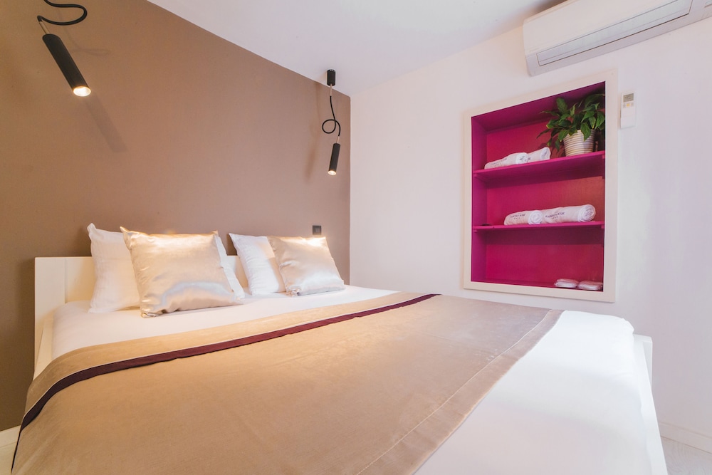 House Karkovich 7/42