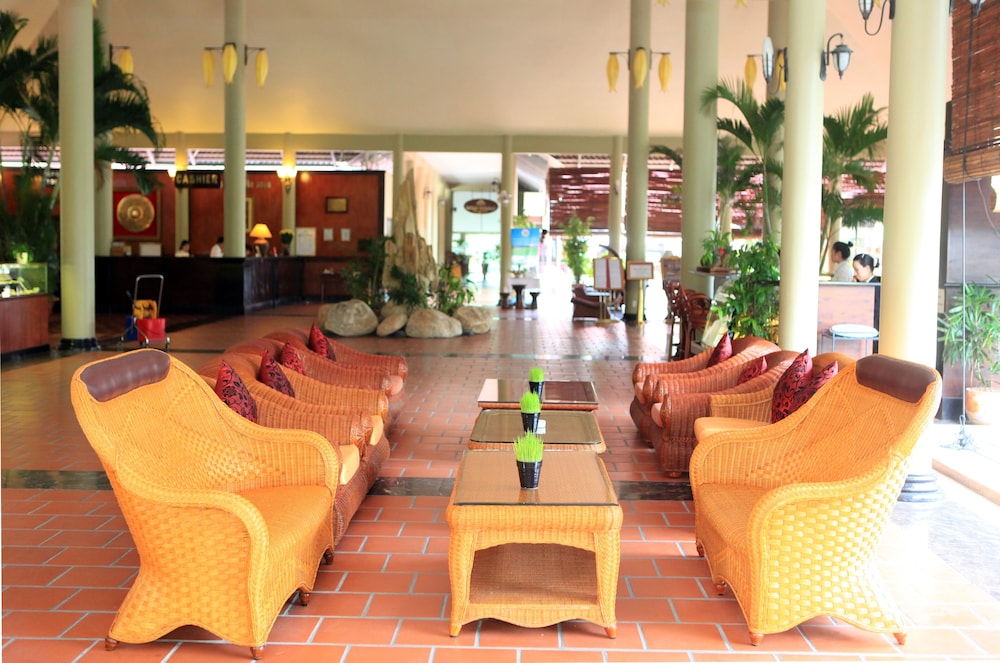 Diamond Bay Resort & Spa 54/74