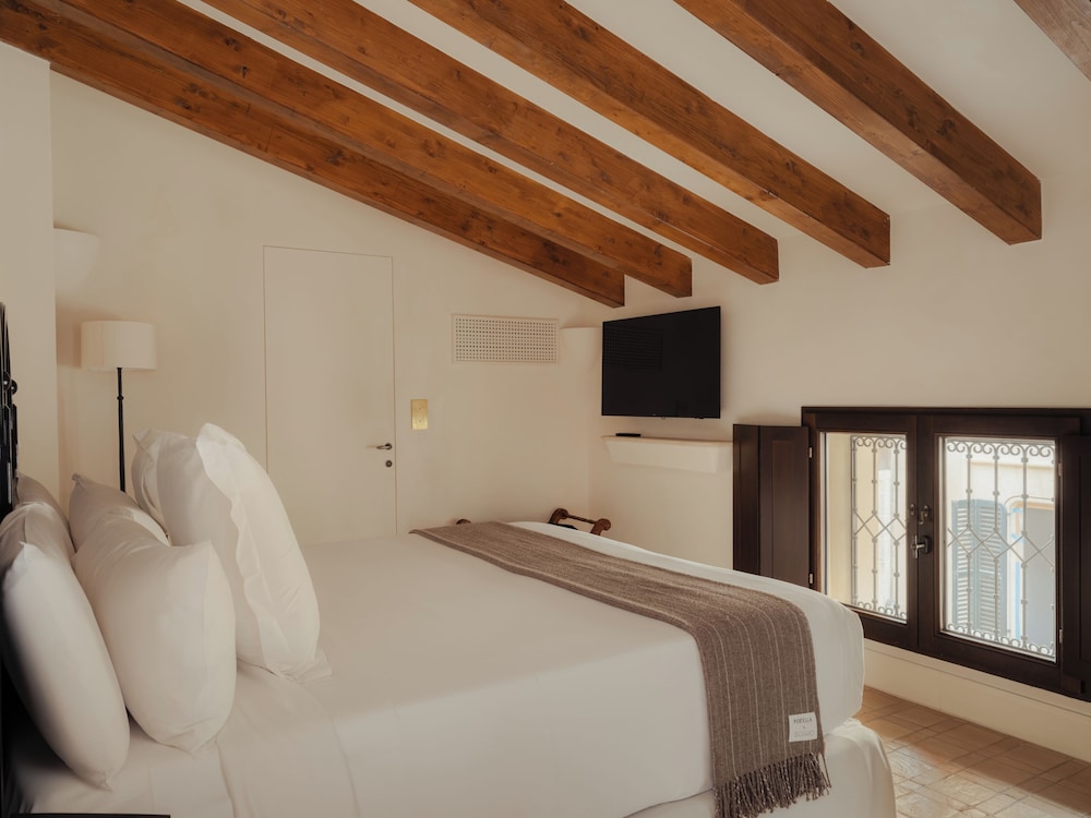 2 BEDROOMS, APARTMENT, TERRACE