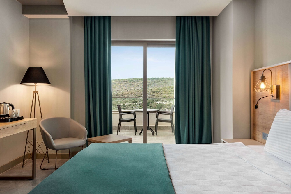 Ramada Resort By Wyndham Kizkalesi 26/50