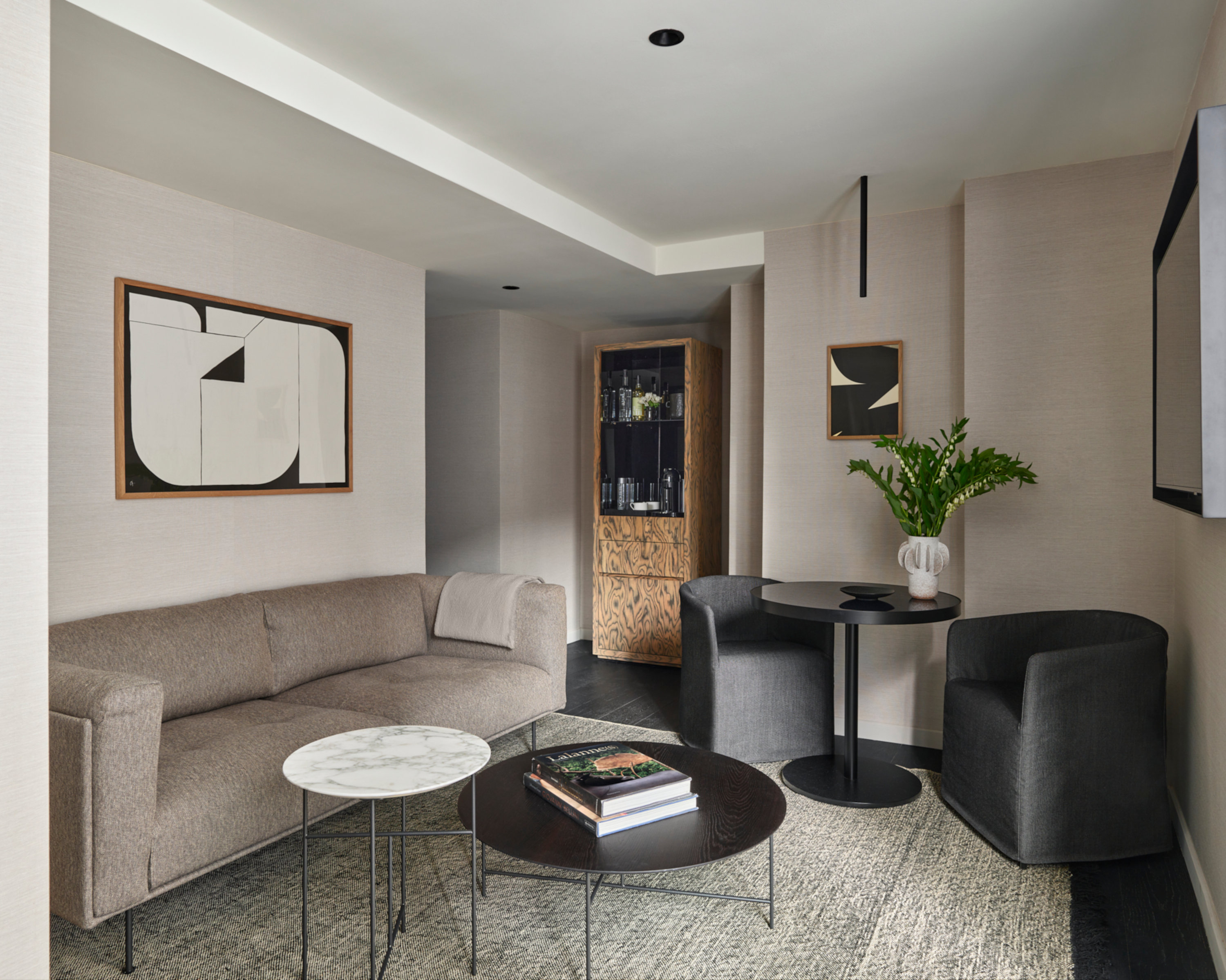 Hotel AKA Nomad 43/66