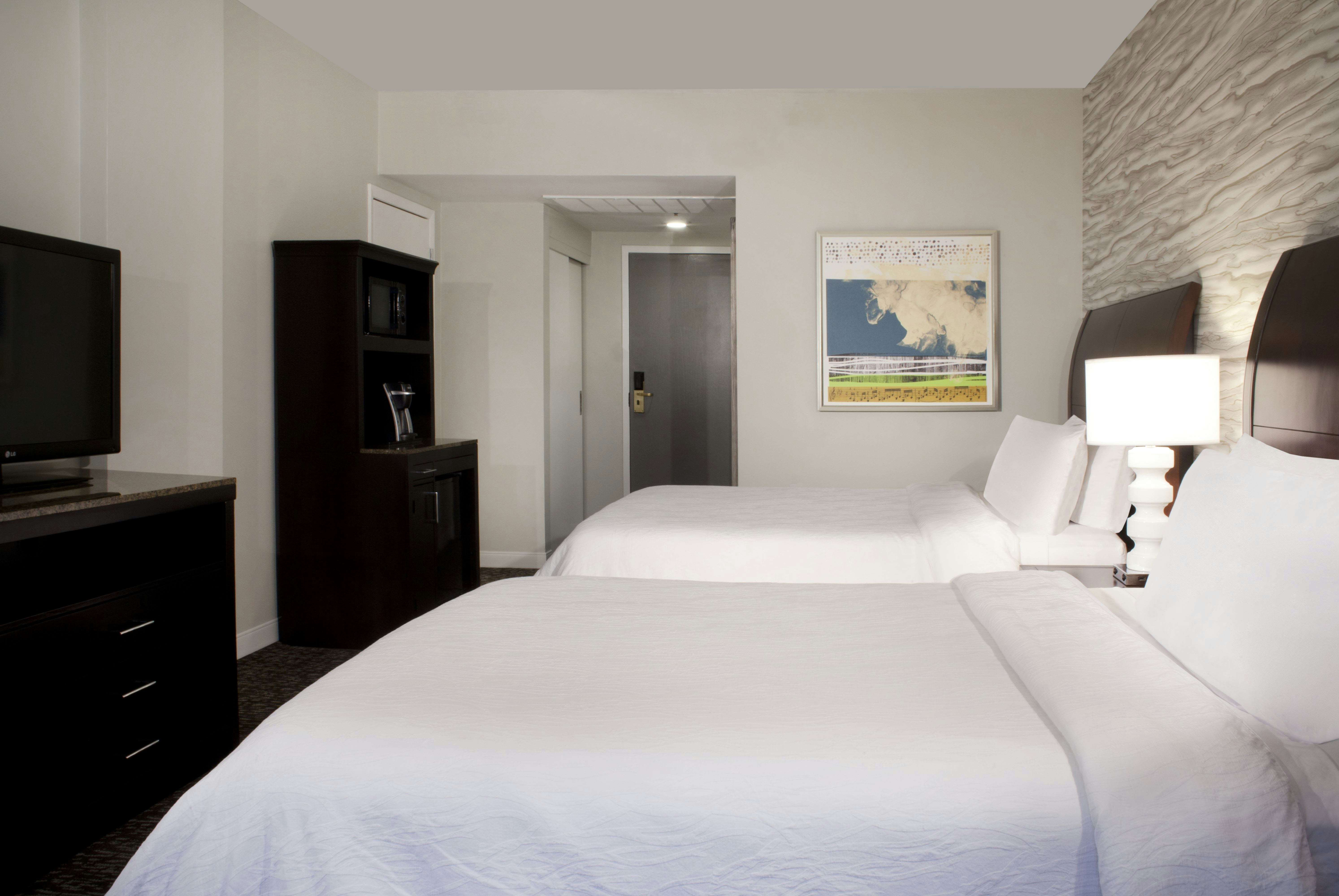PURE, WELLNESS, 2 QUEEN BEDS