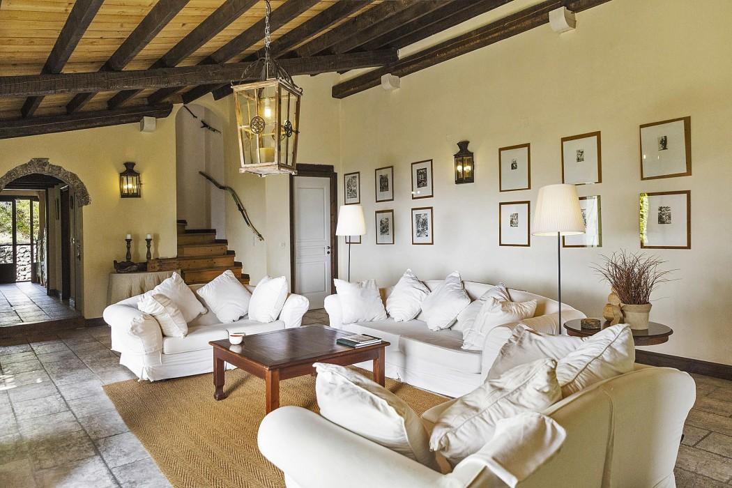 Villa Manavra 8/19