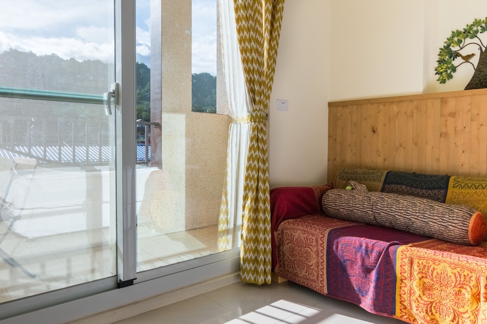 Cozy Green Guest House 42/49