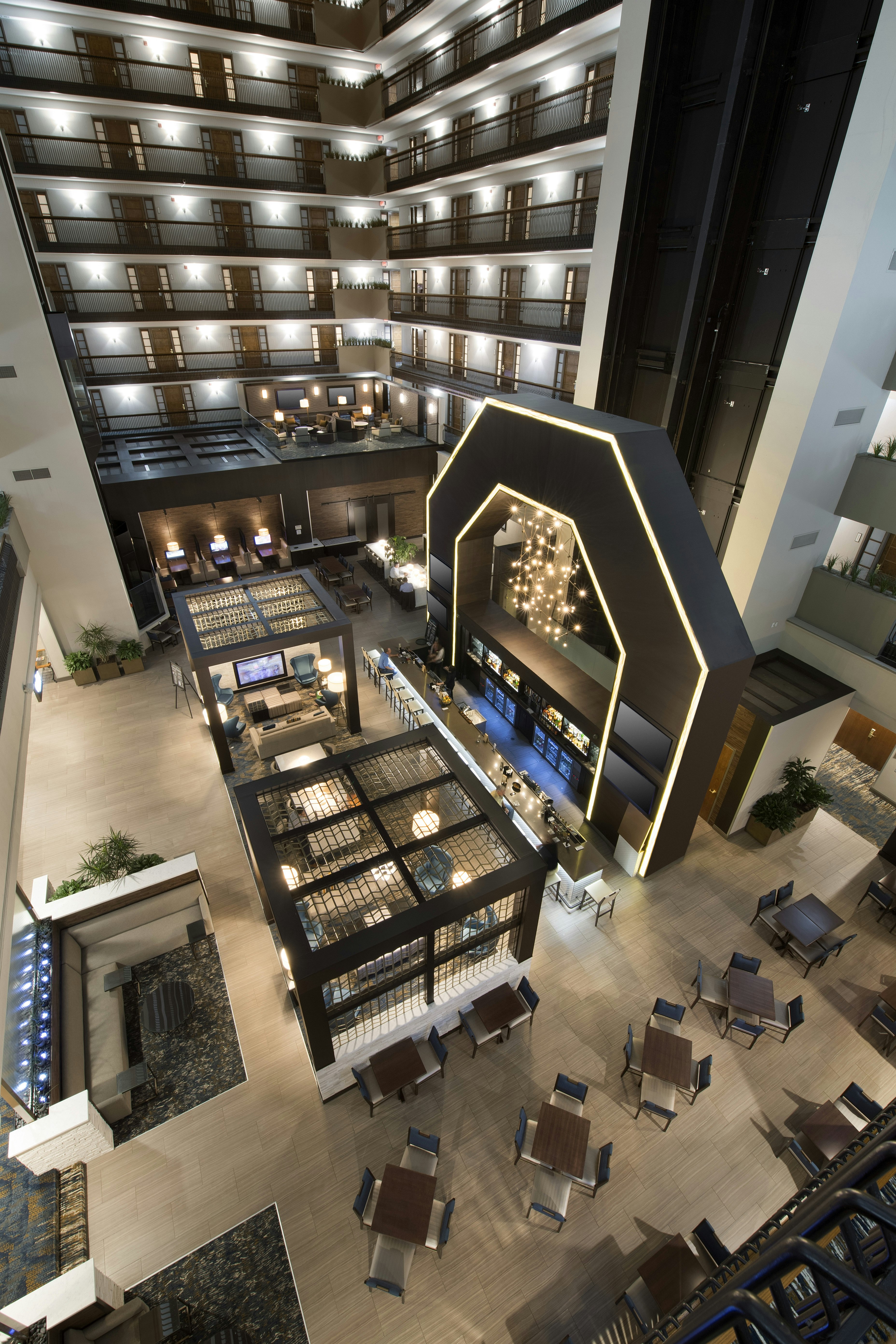 Embassy Suites Columbus 33/68