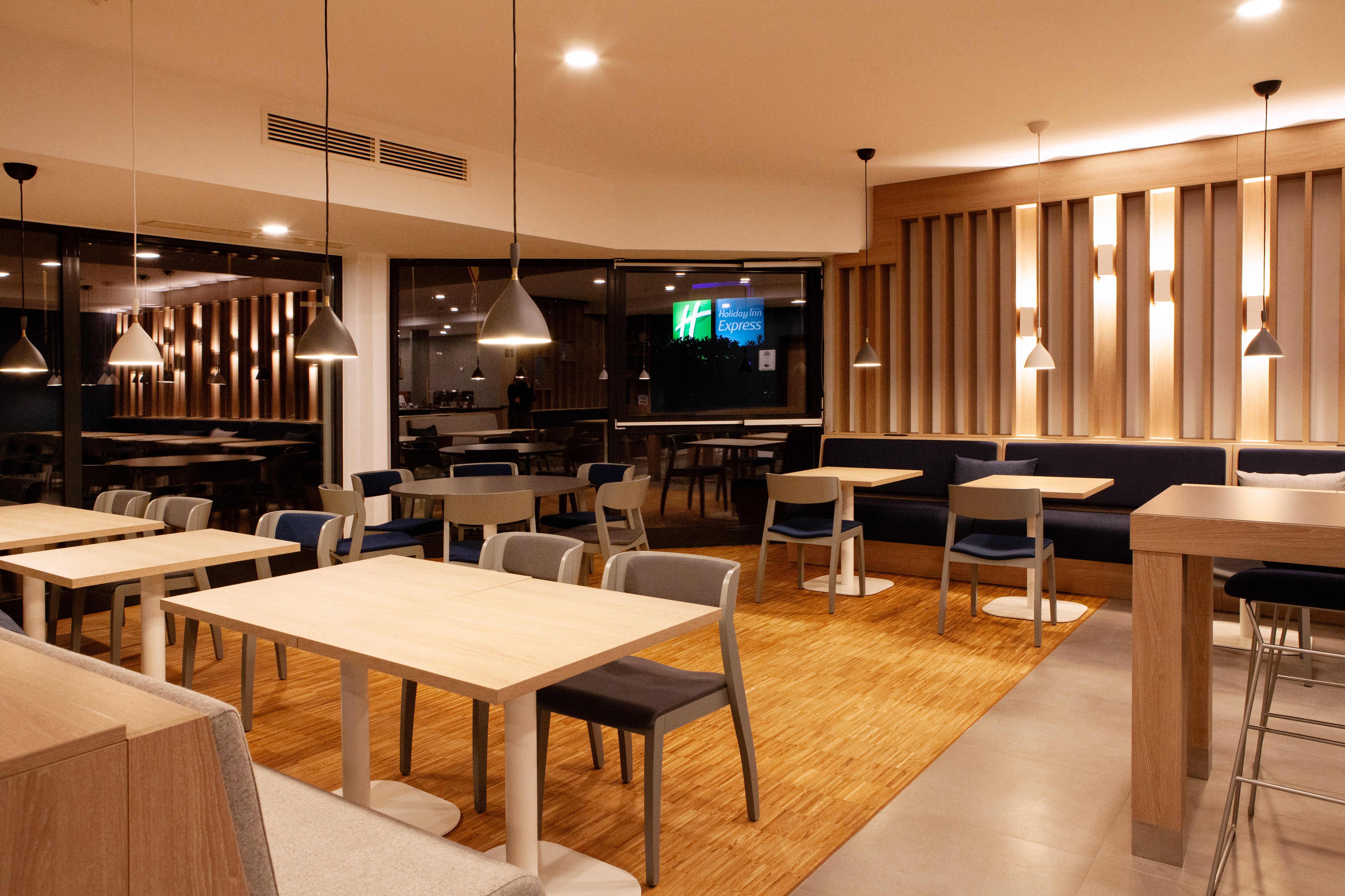 Holiday Inn Express Neunkirchen 23/45