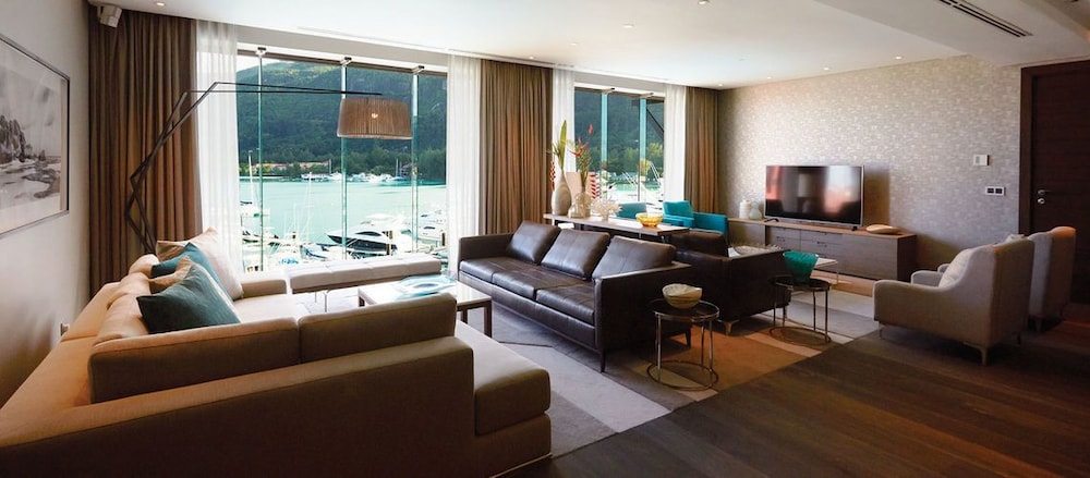 Eden Bleu Hotel 28/48