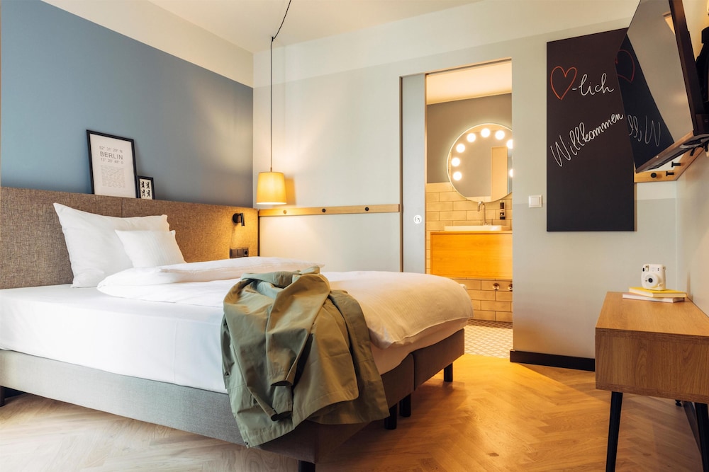 غرفة قياسية بسرير كوين، Harry's Home Berlin - Moabit Hotel & Apartments 3/10