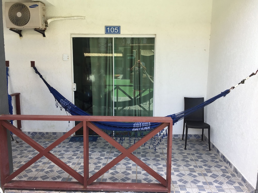 Pousada Laguna Hotel 54/72