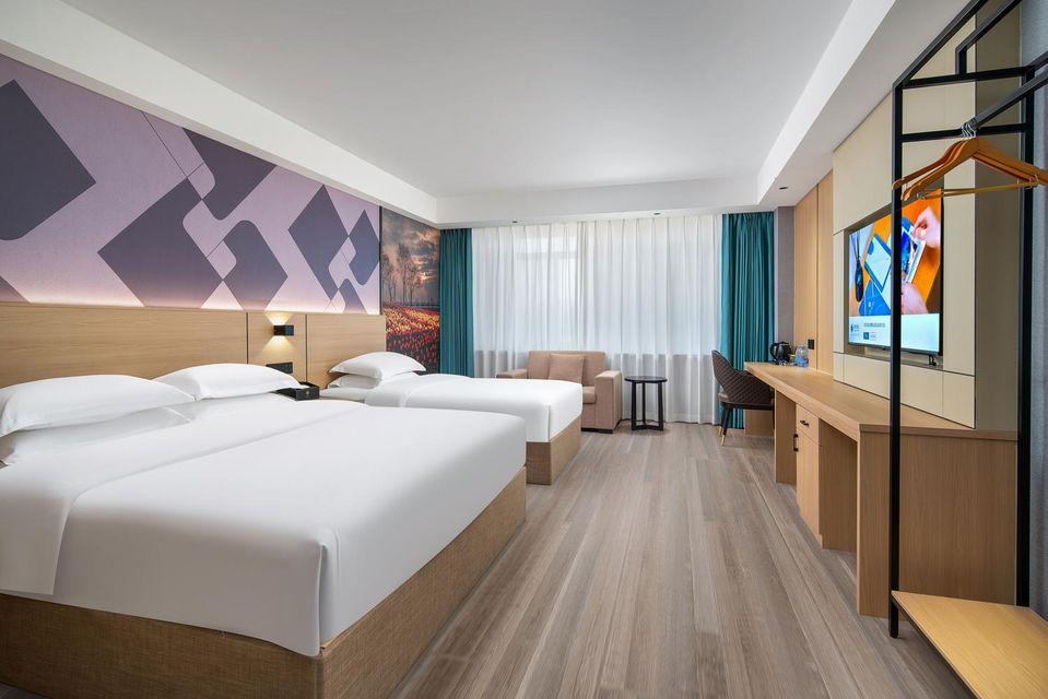 Chonpines Hotel (Yancheng Airport) 11/31