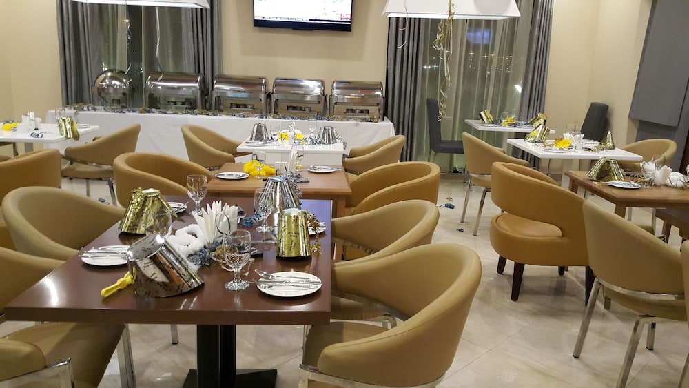 Reflections Hotel Dubai 58/61