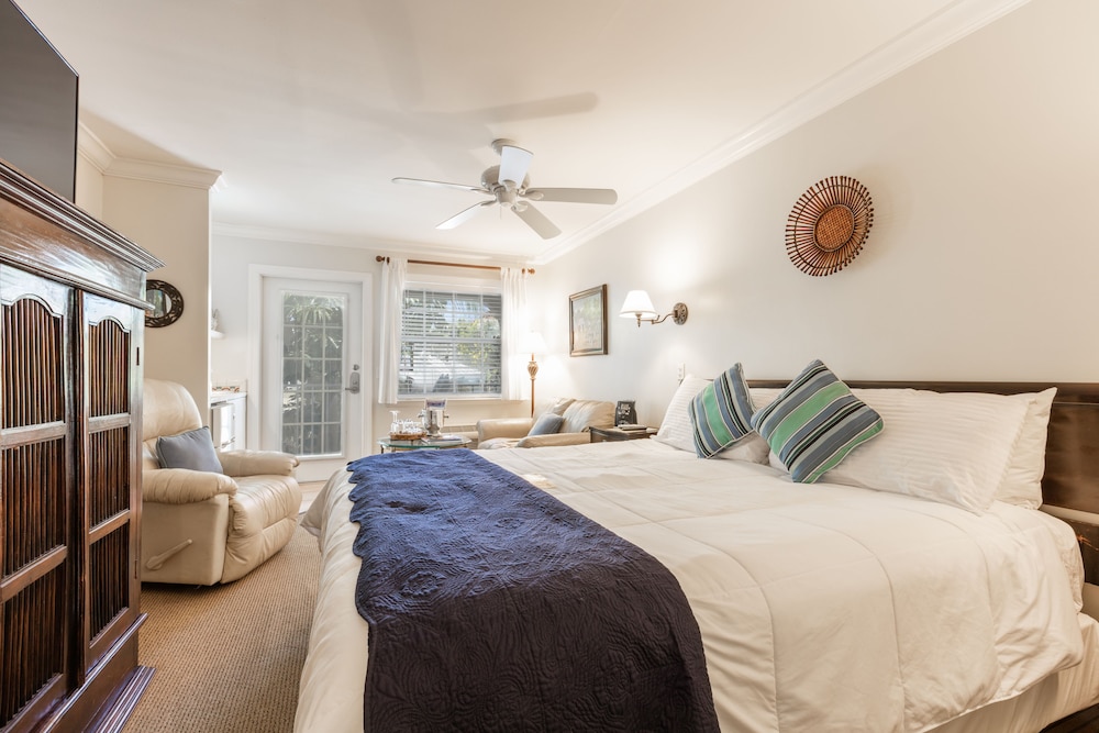 The Caribbean Court Boutique Hotel 18/83