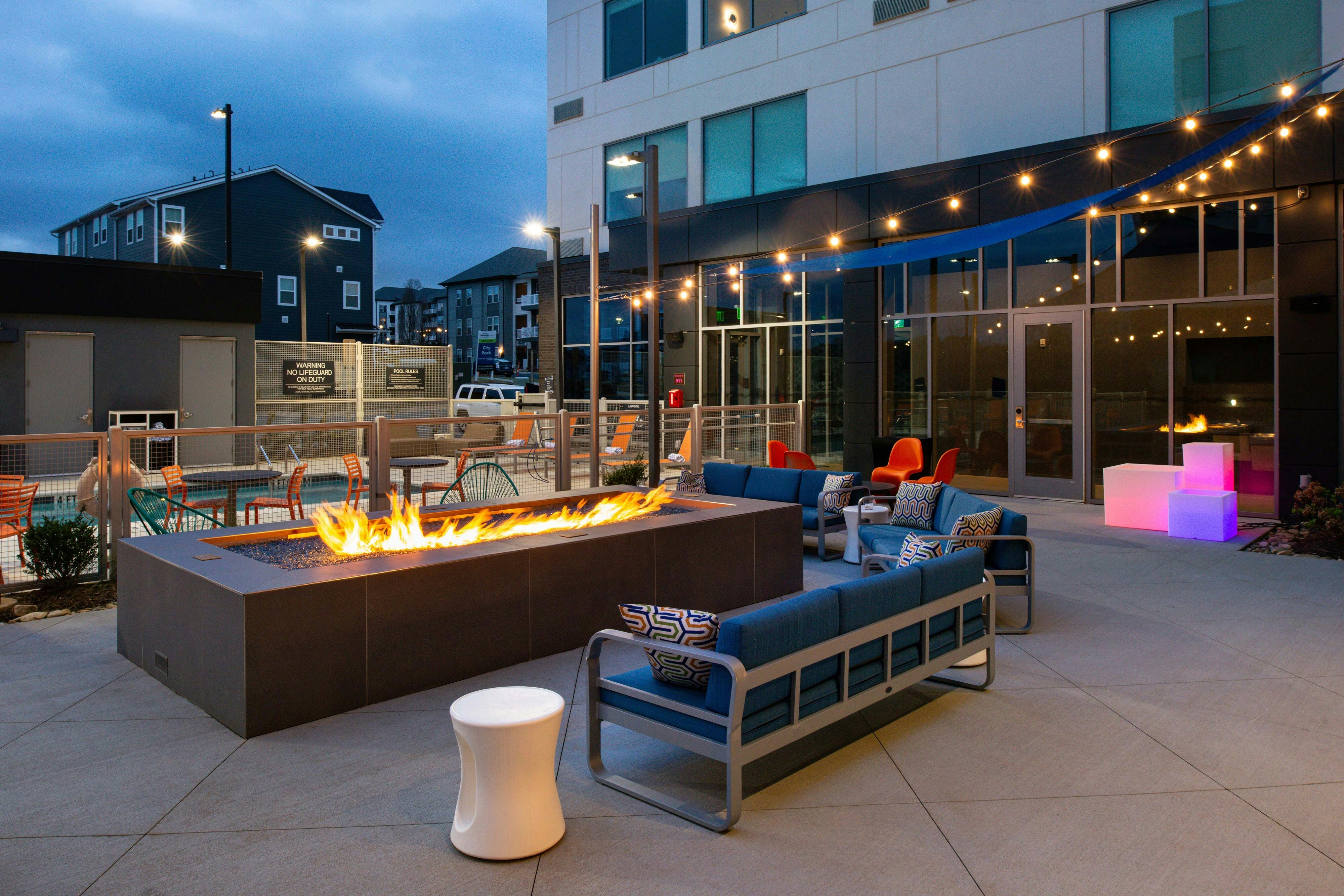 Aloft Charlotte Airport 10/17