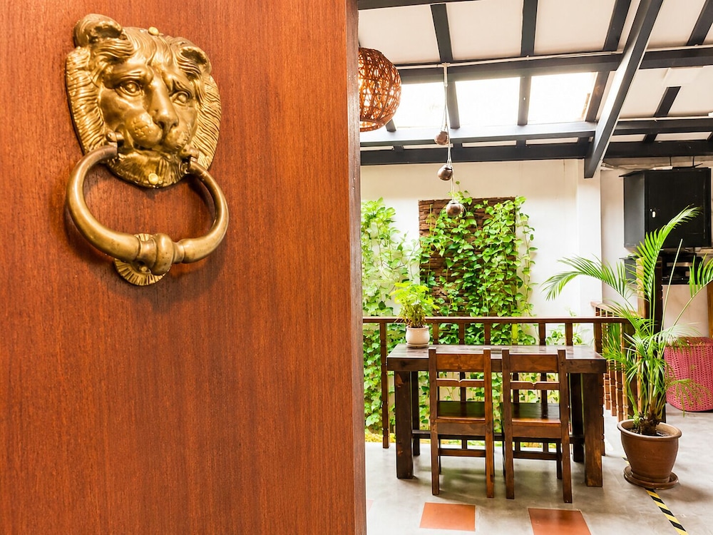 Palm Mansion Boutique Suites 43/51
