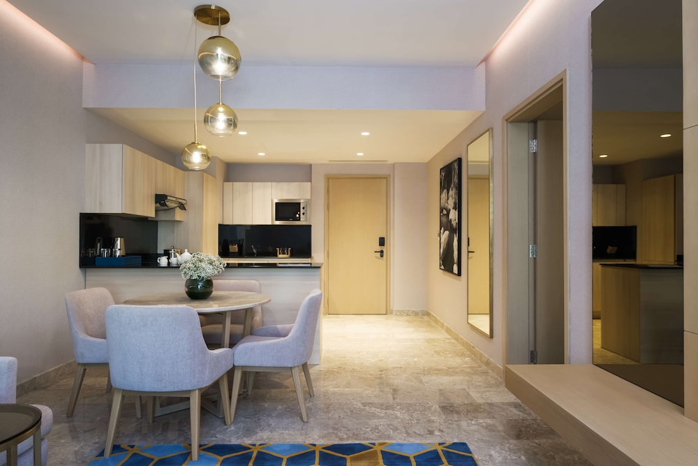 Maani Muscat Hotel & Suites 51/59