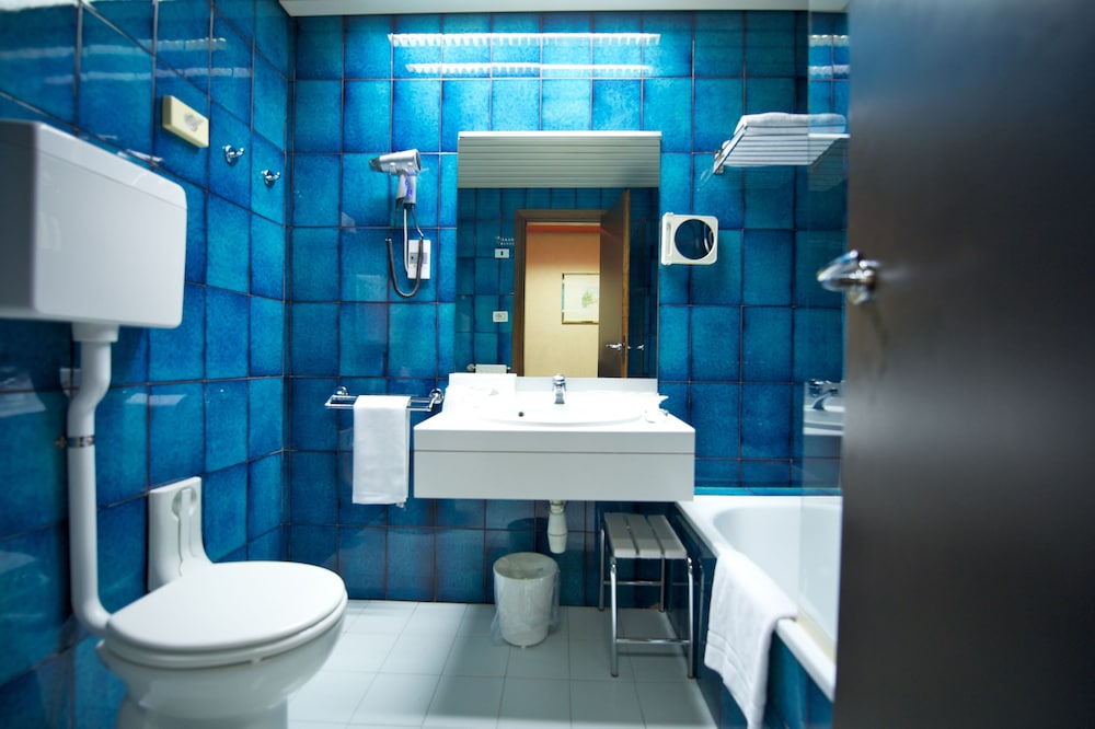 MERCURE BOLOGNA CENTRO 29/72