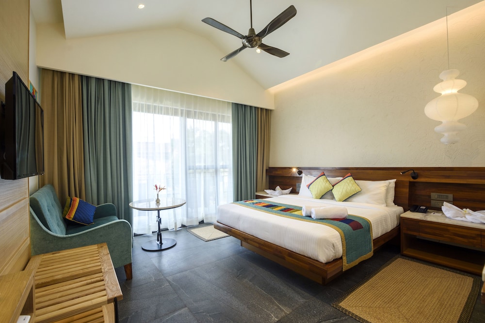SUPERIOR, DOUBLE BED, PADDY VIEW