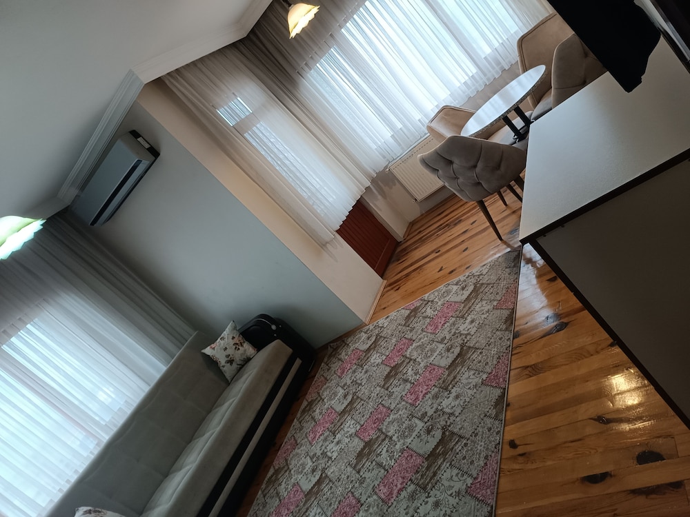 Kule Apart 17/50