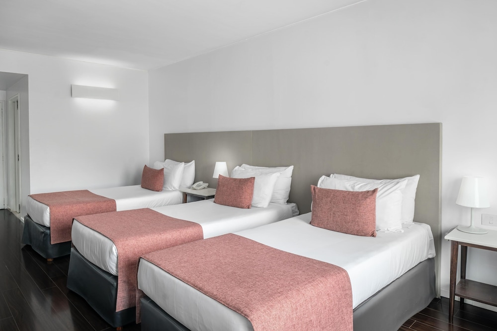 غرفة بثلاثة أسرّة، Dazzler By Wyndham Buenos Aires Recoleta Ex Dazzler Recoleta 3/10