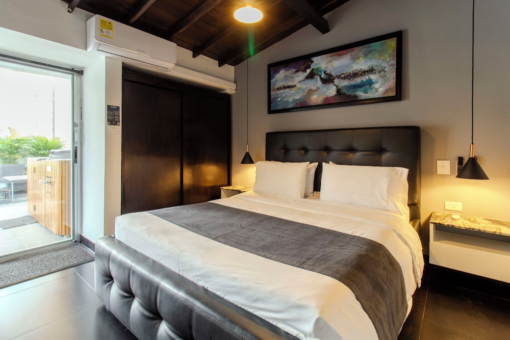 Viktory Boutique Hotel 16/44