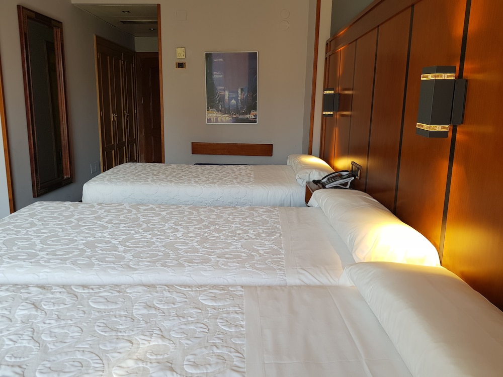 Hotel Condestable Iranzo 11/89