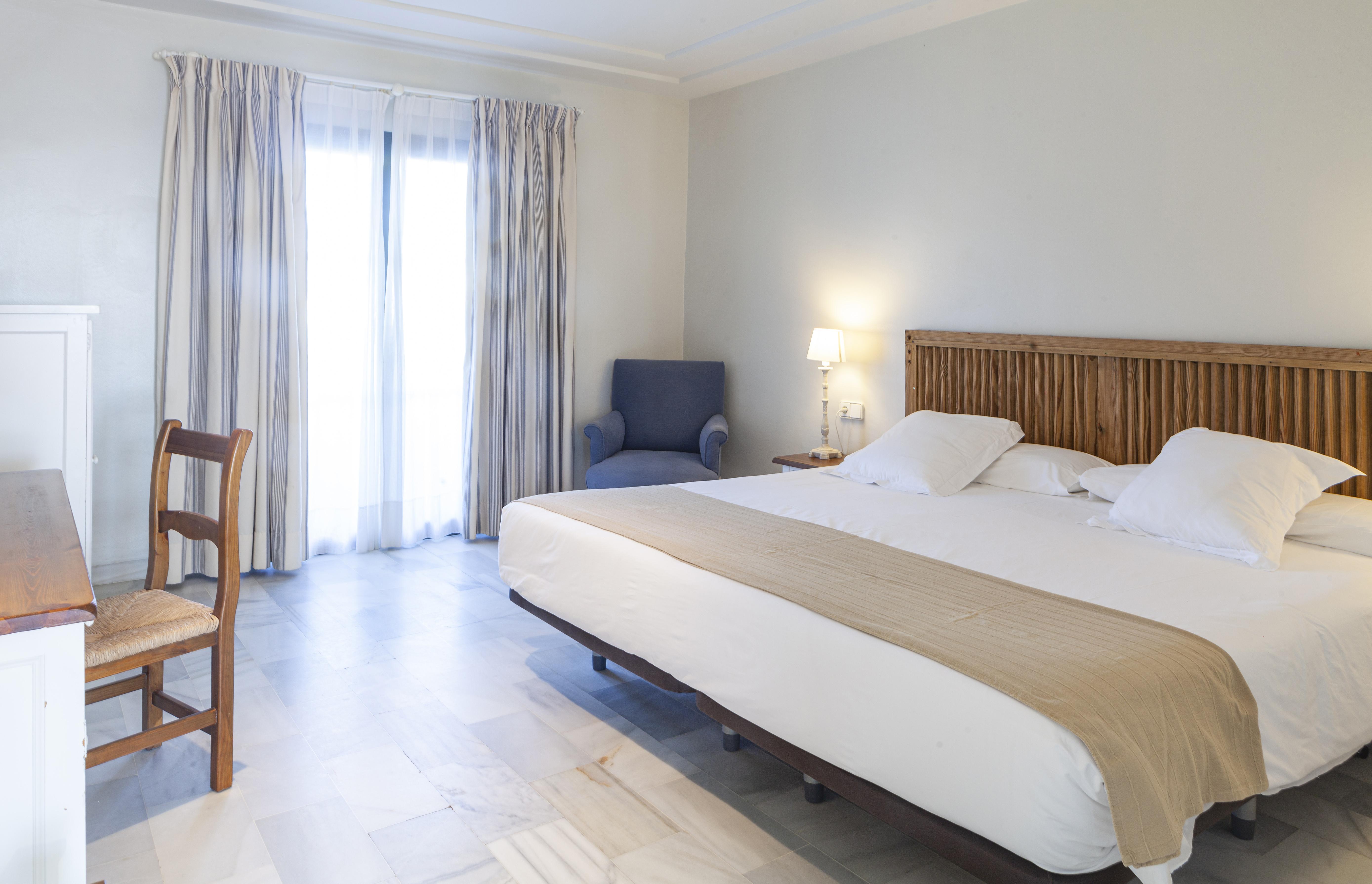 Standard, Double Bed, Balcony or Terrace