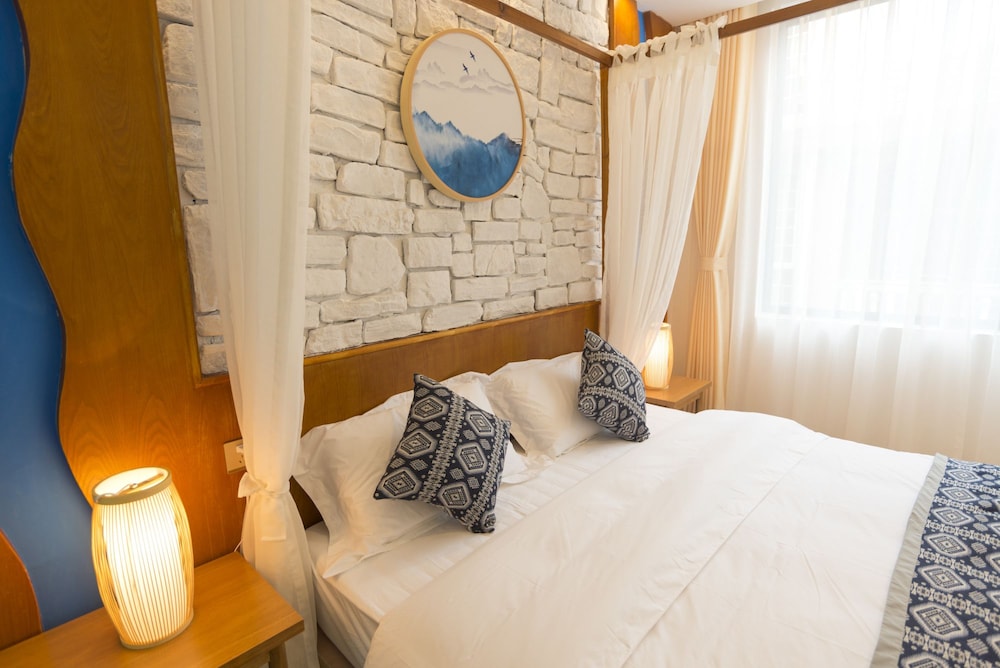 Jiesu Renwen Guest House 6/40