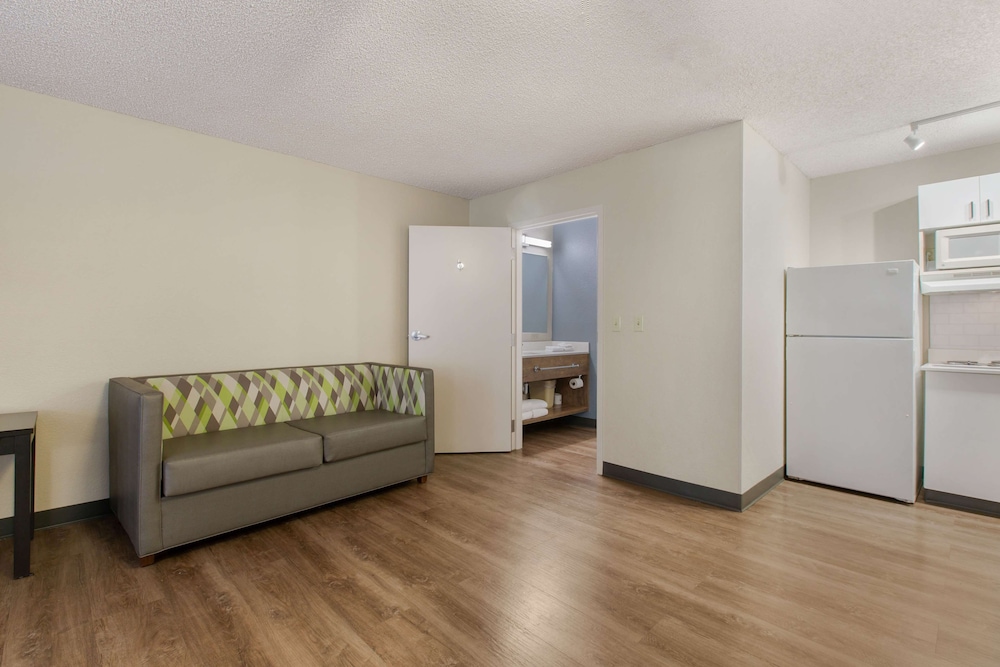 Extended Stay America - Union City - Dyer St. 45/66