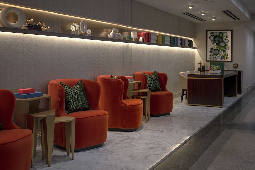 Tulsa Club Hotel Curio Collection By Hilton 82/89