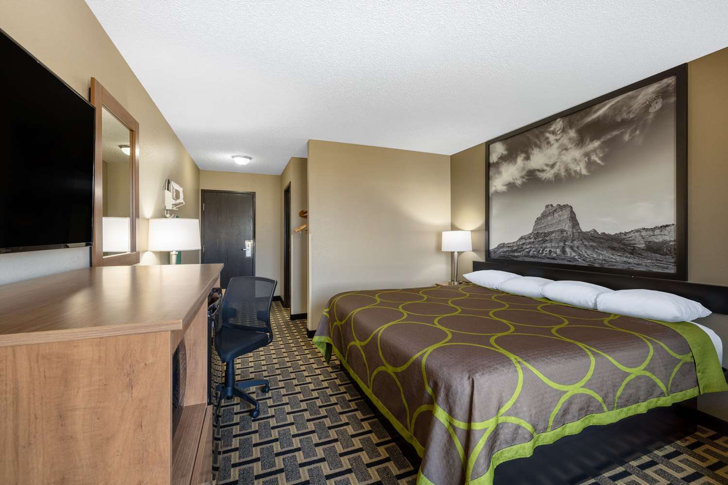 Super 8 by Wyndham O'Neill NE 7/30