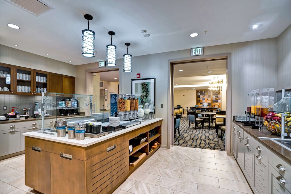 Homewood Suites by Hilton Boston Brookline Longwood Medical 53/67