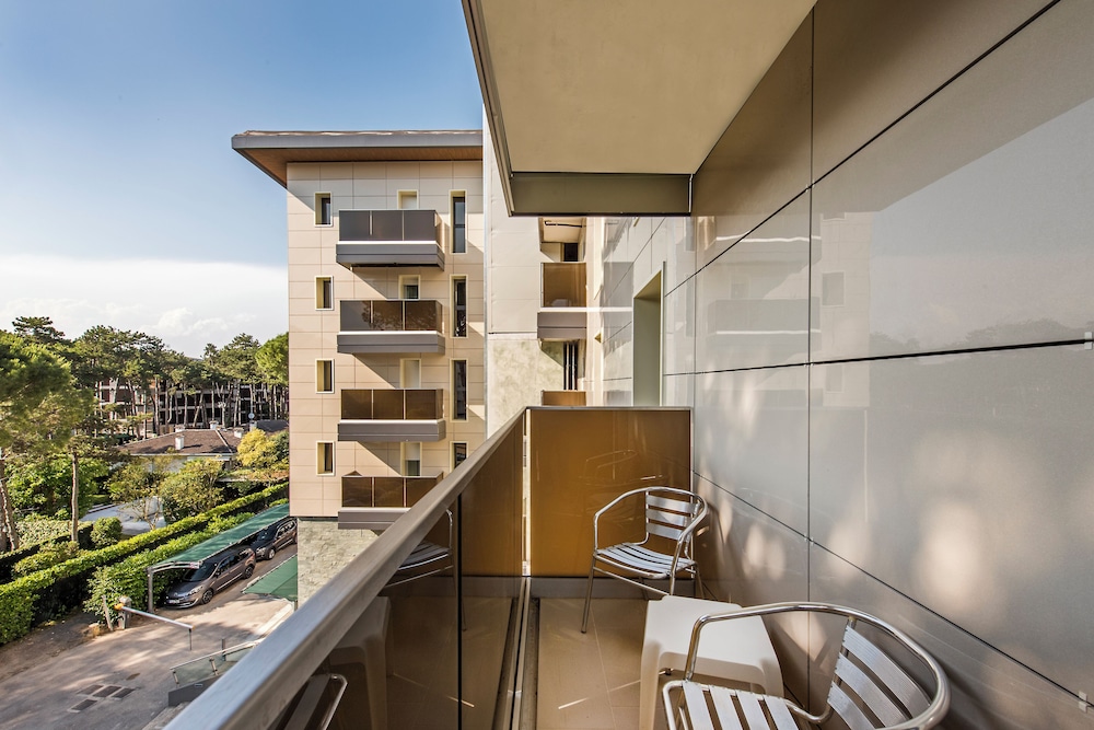 HOTEL MERIDIANUS 28/50